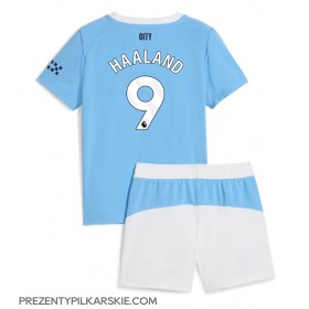 Stroje piłkarskie Manchester City Erling Haaland #9 Koszulka Podstawowej dla dzieci 2025-26 Krótki Rękaw (+ szorty)